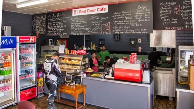 b67144b608f6da1e30246a8e9d9050ff_-victoria-macedon-ranges-shire-macedon-red-door-cafe-macedonhtml.jpg